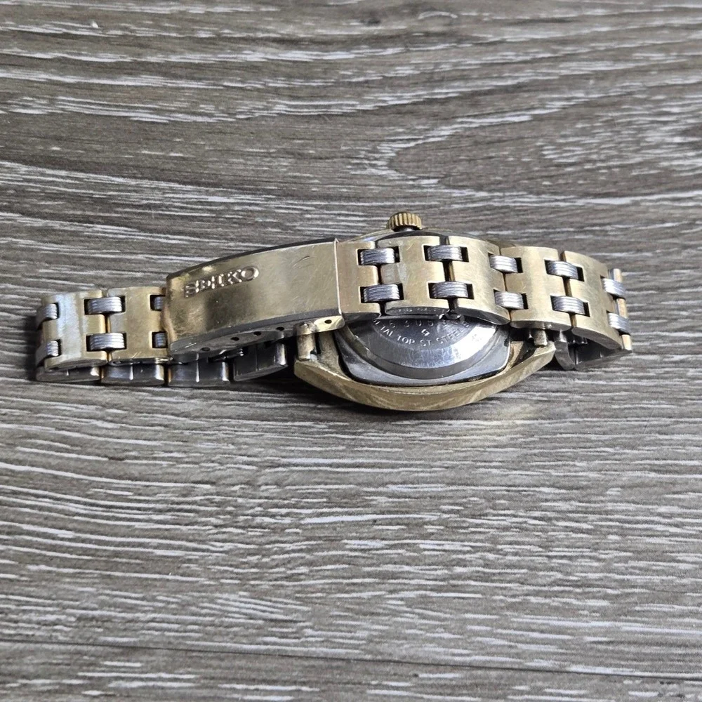 Vintage Seiko 2906-3029 Hi-Beat 17 Jewels Automatic Day Date Women Watch Parts
